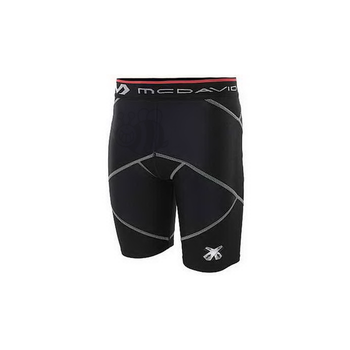McDavid-Compressie-8200-Cross-Compression-Short-Black-1